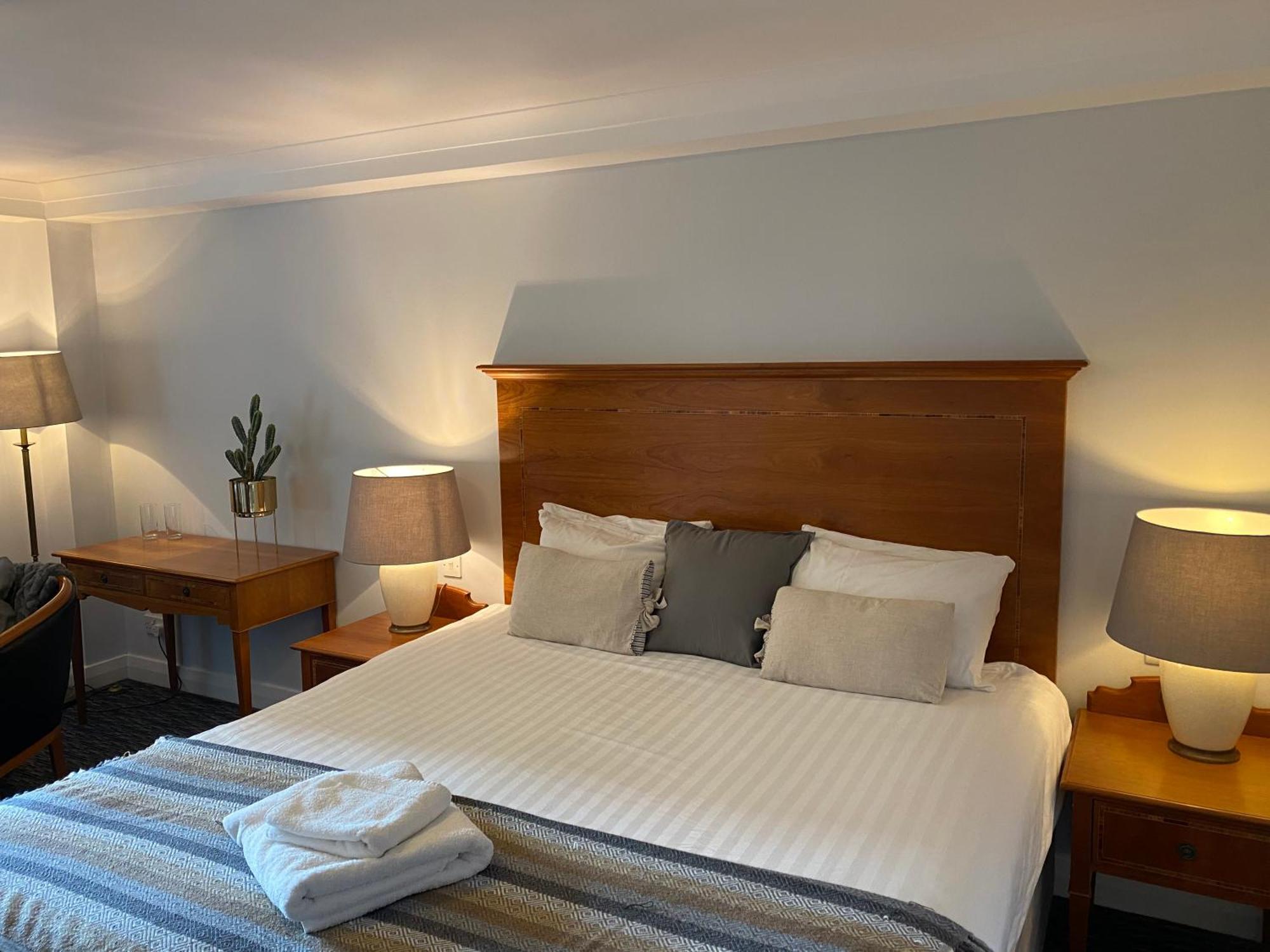 One-Bedroom Standard Double Suite Sofa Bed Non-Smoking,1660280766:JPEG